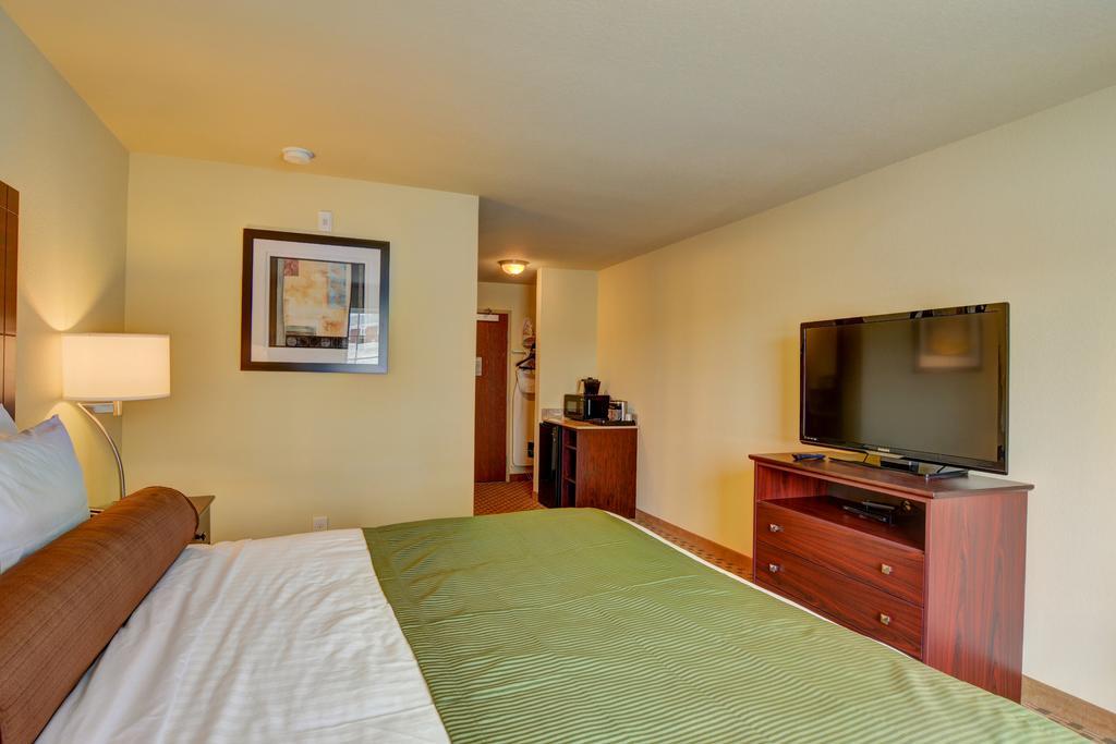 Cobblestone Hotel & Suites - Punxsutawney Εξωτερικό φωτογραφία