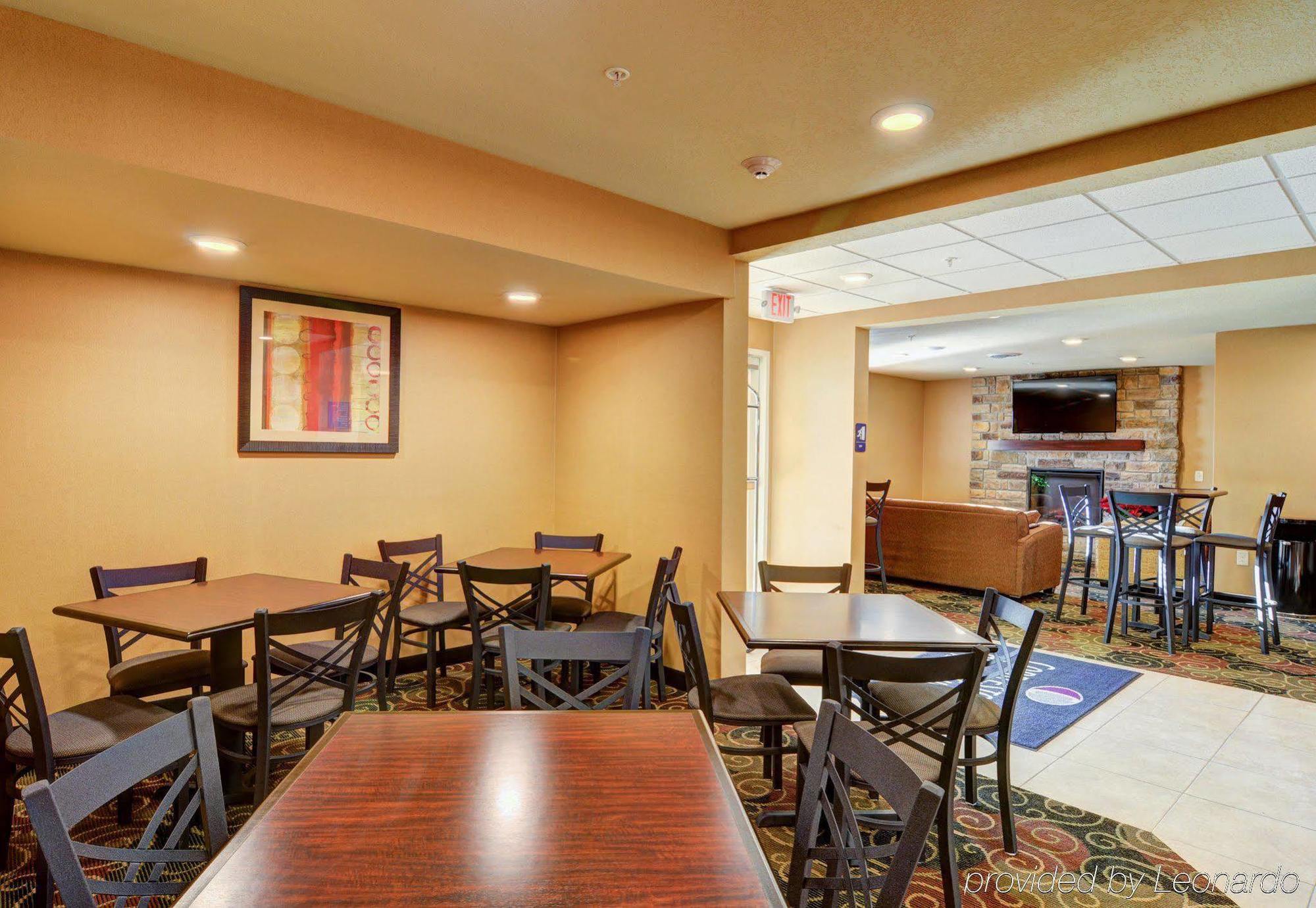 Cobblestone Hotel & Suites - Punxsutawney Εξωτερικό φωτογραφία